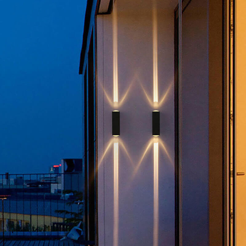 Slim LED Outdoor Facade Light – Small – one main beam up and down