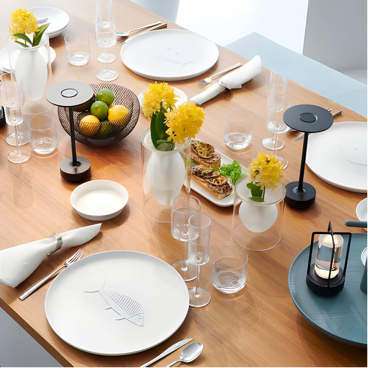 Wireless LED Table Lamp – product view