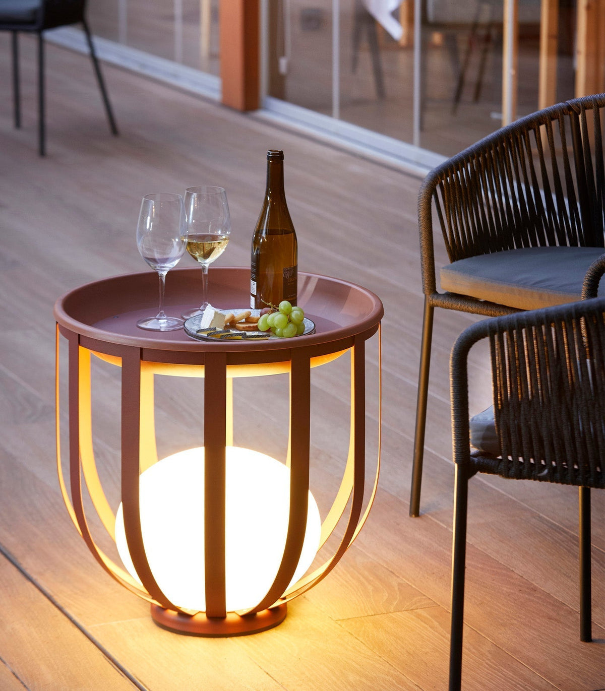 Alfresco LED Side Table Outdoor Lamp