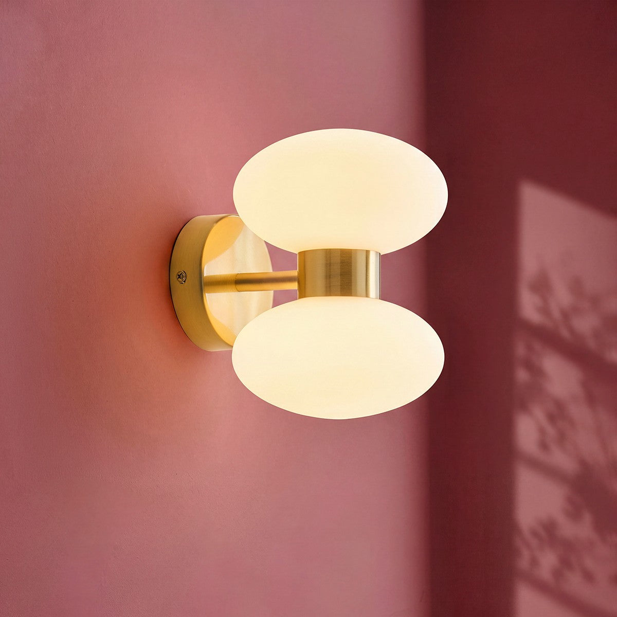 Bromley Brass-Finish Frosted Glass Wall Light - product detail 4