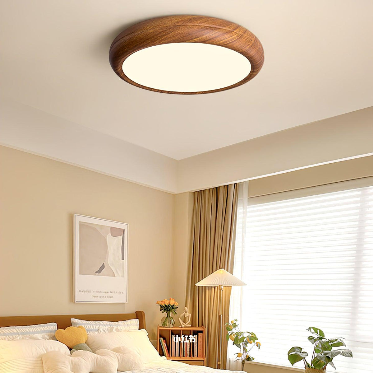 Round Ceiling Lamp with Wood Grain Effect – product view