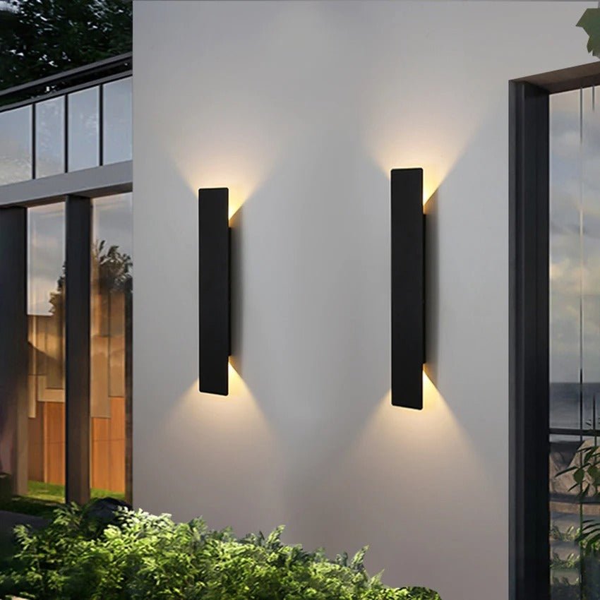 Slim Up and Down Outdoor Wall Light – product view