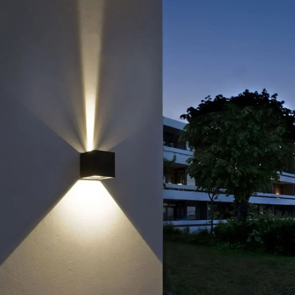 Up-And-Down Wall Sconce – product view