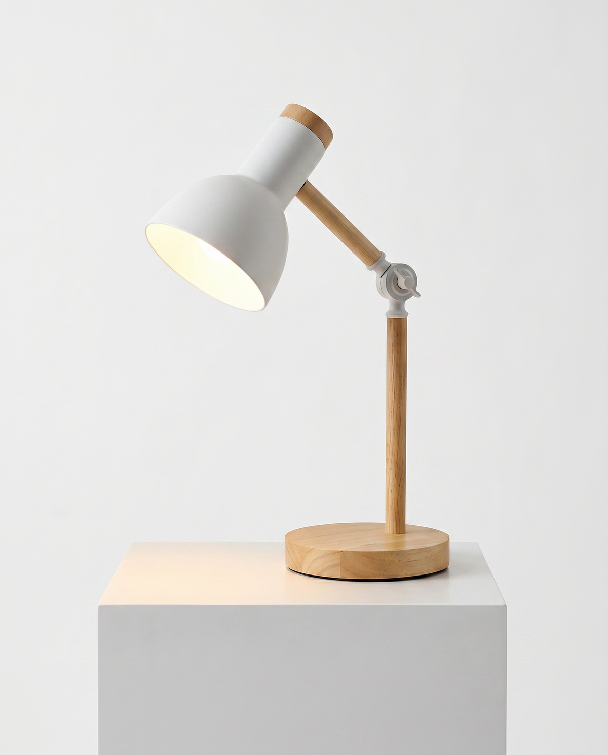 Adjustable Wood & Metal Desk Lamp – Adjustable Wood & Metal Desk Lamp – White / Warm White