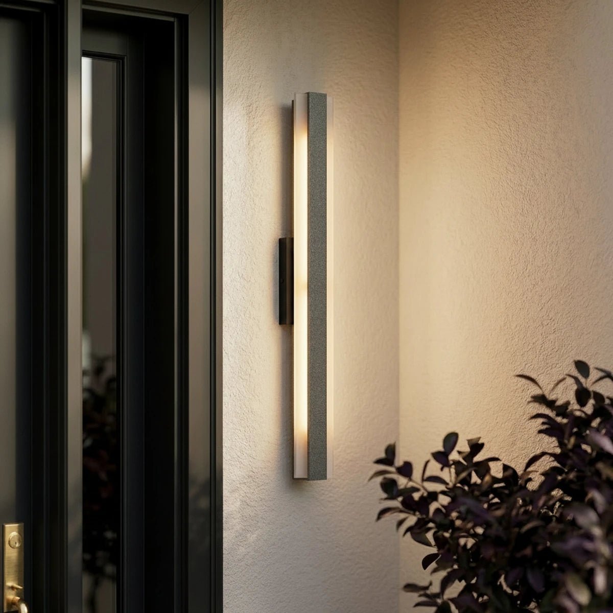 Vertical Outdoor Wall Light – product view