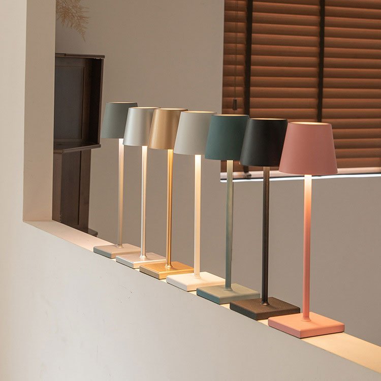 Wireless Rechargeable Table Lamp – product view