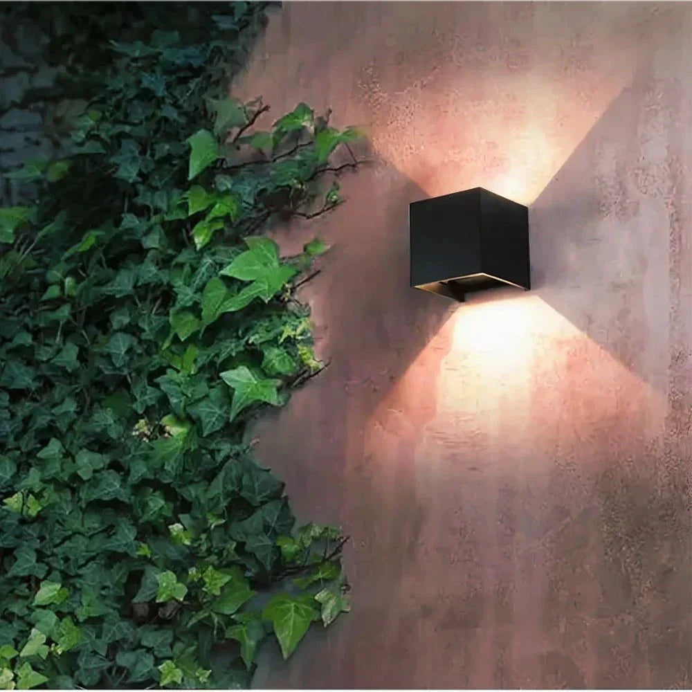 Up-And-Down Wall Sconce – product view