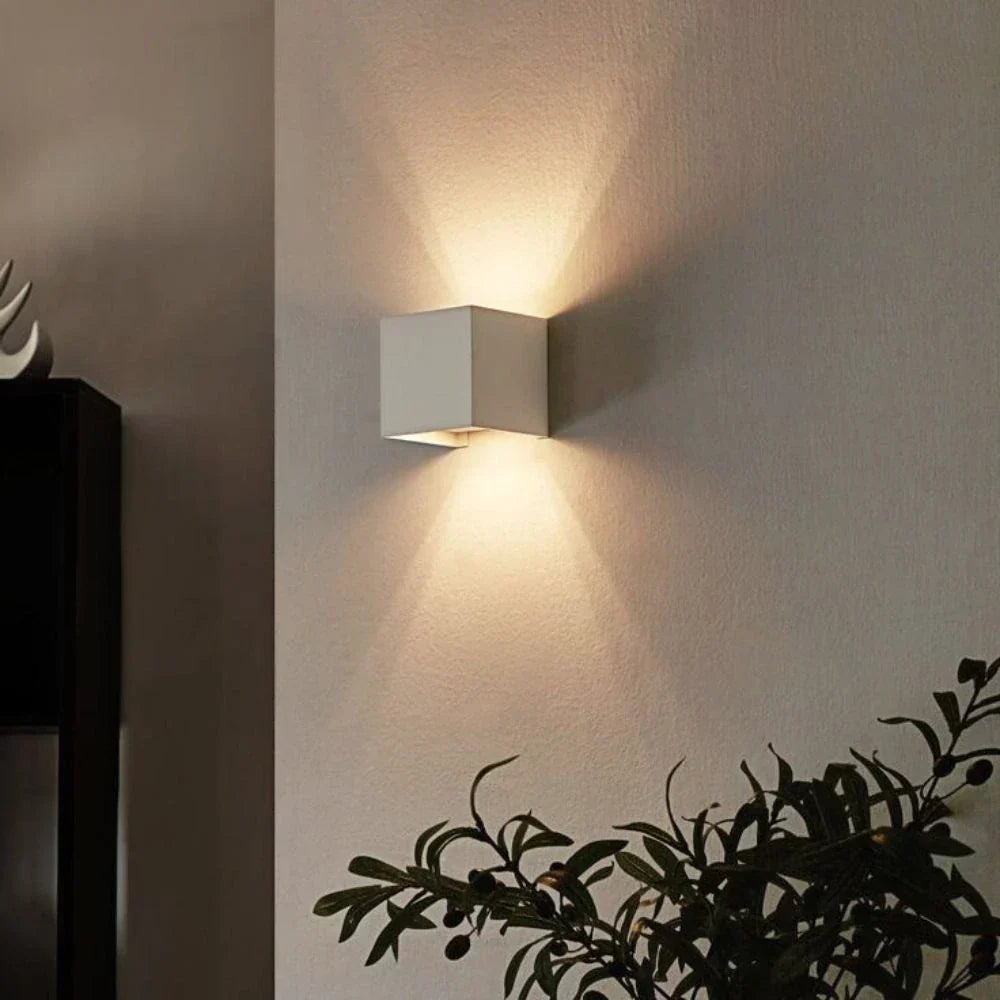Up-And-Down Wall Sconce – product view