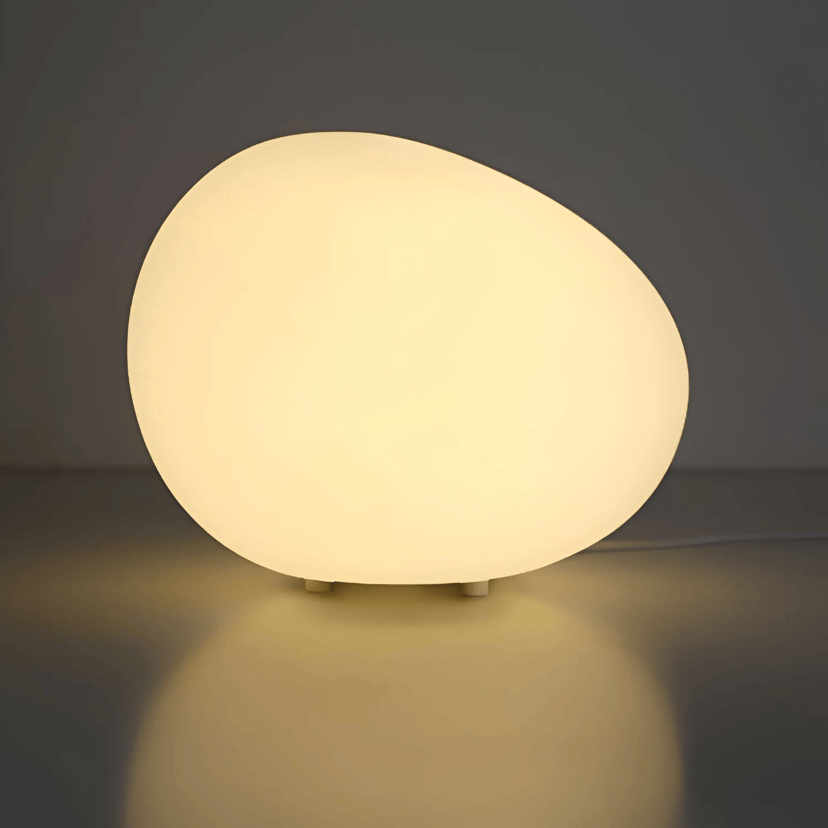 Oval Sculptural Table Lamp – S: 22 × 12 cm (8.6" × 4.7")