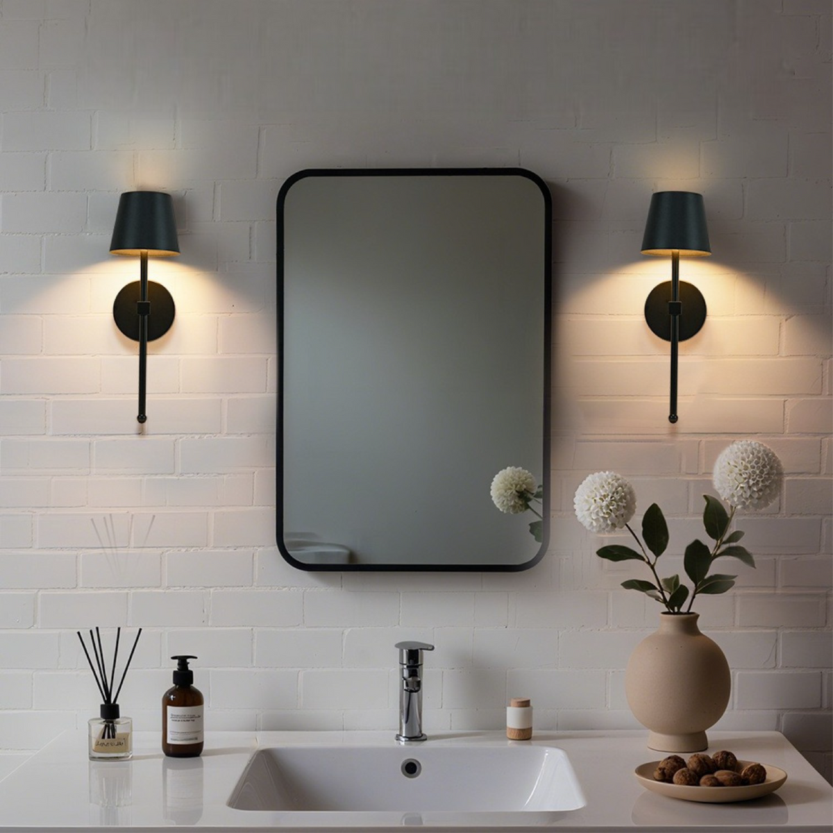 Minimalist Rechargeable Wireless Wall Lamp – product view