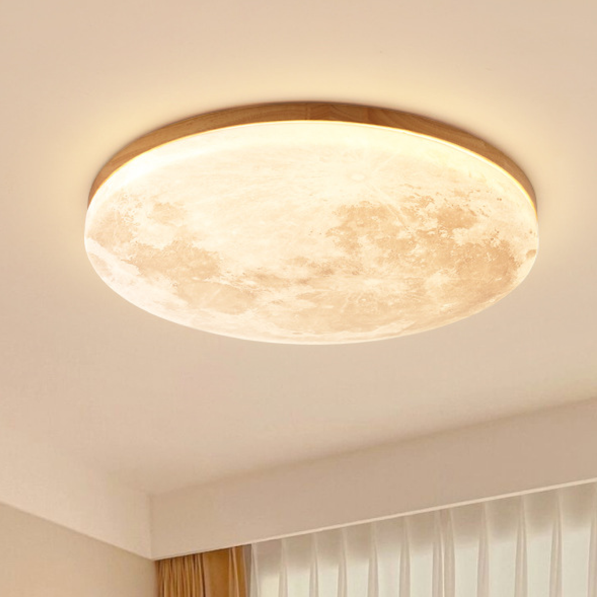Moon-Style Ceiling Lamp – Light wood
