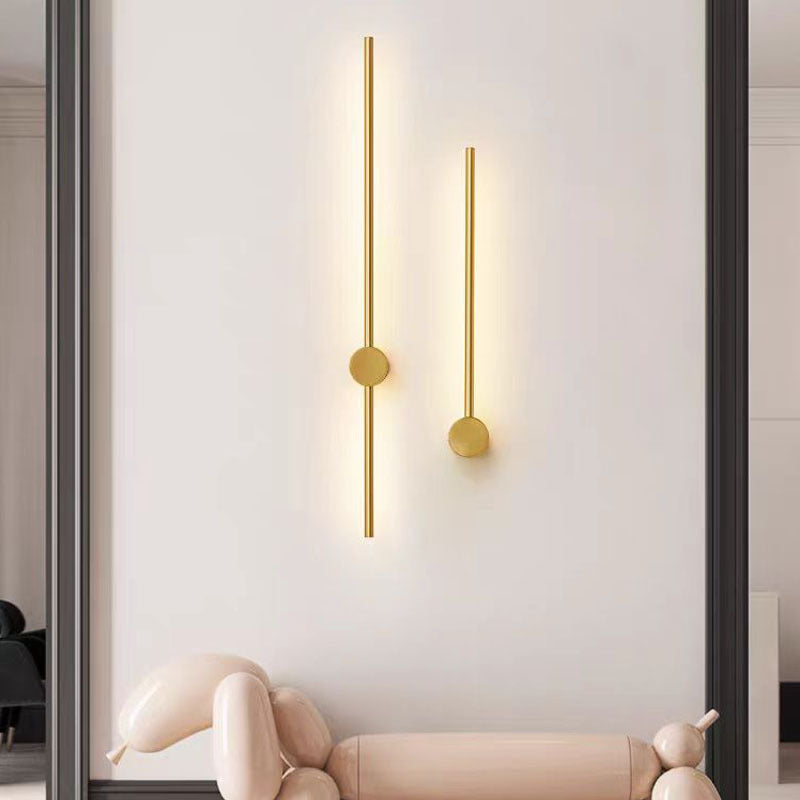 Minimalist Linear Wall Sconce – Gold