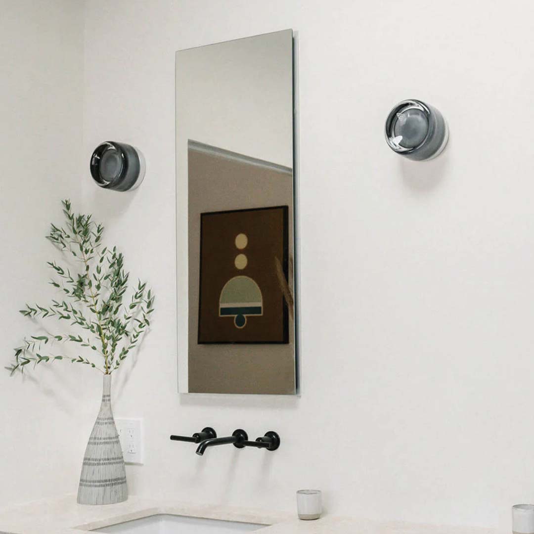 Curved Accent Wall Lamp – product view
