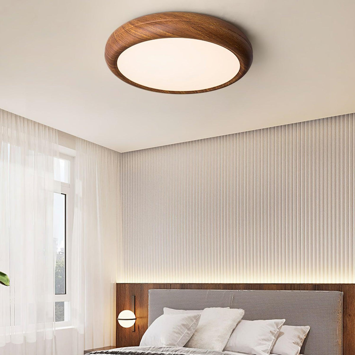 Round Ceiling Lamp with Wood Grain Effect – product view