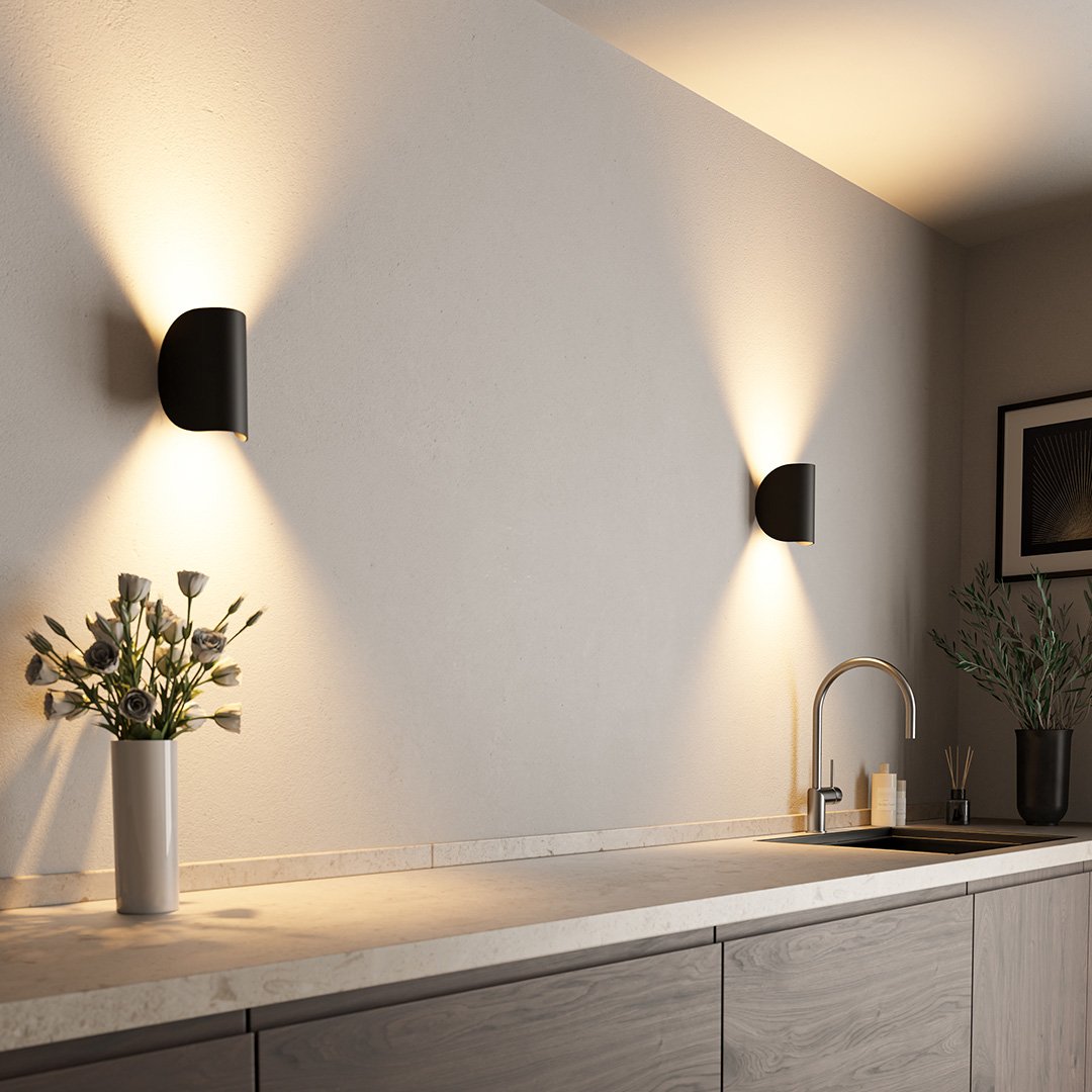 Pivot Adjustable Outdoor LED Wall Light - product detail 2
