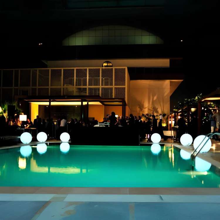 Glowing Sphere LED Garden Lamp – product view
