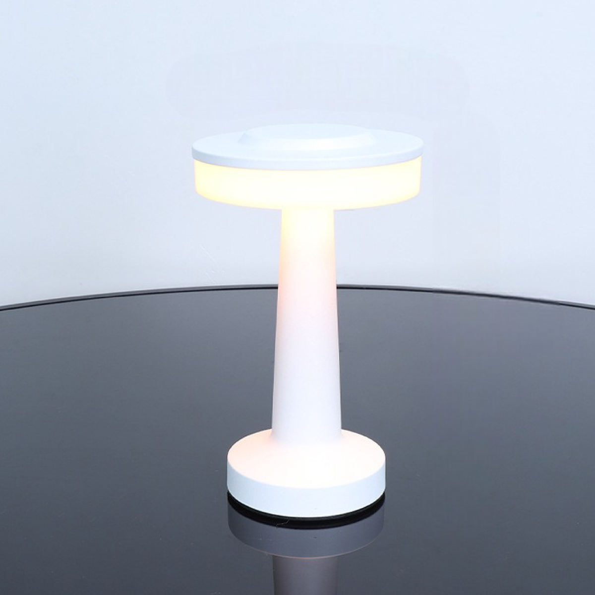 Metal LED Table Lamp – White