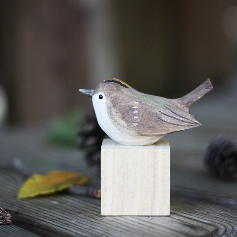 Finch Hand-Painted Wooden Bird Ornament - product detail 2