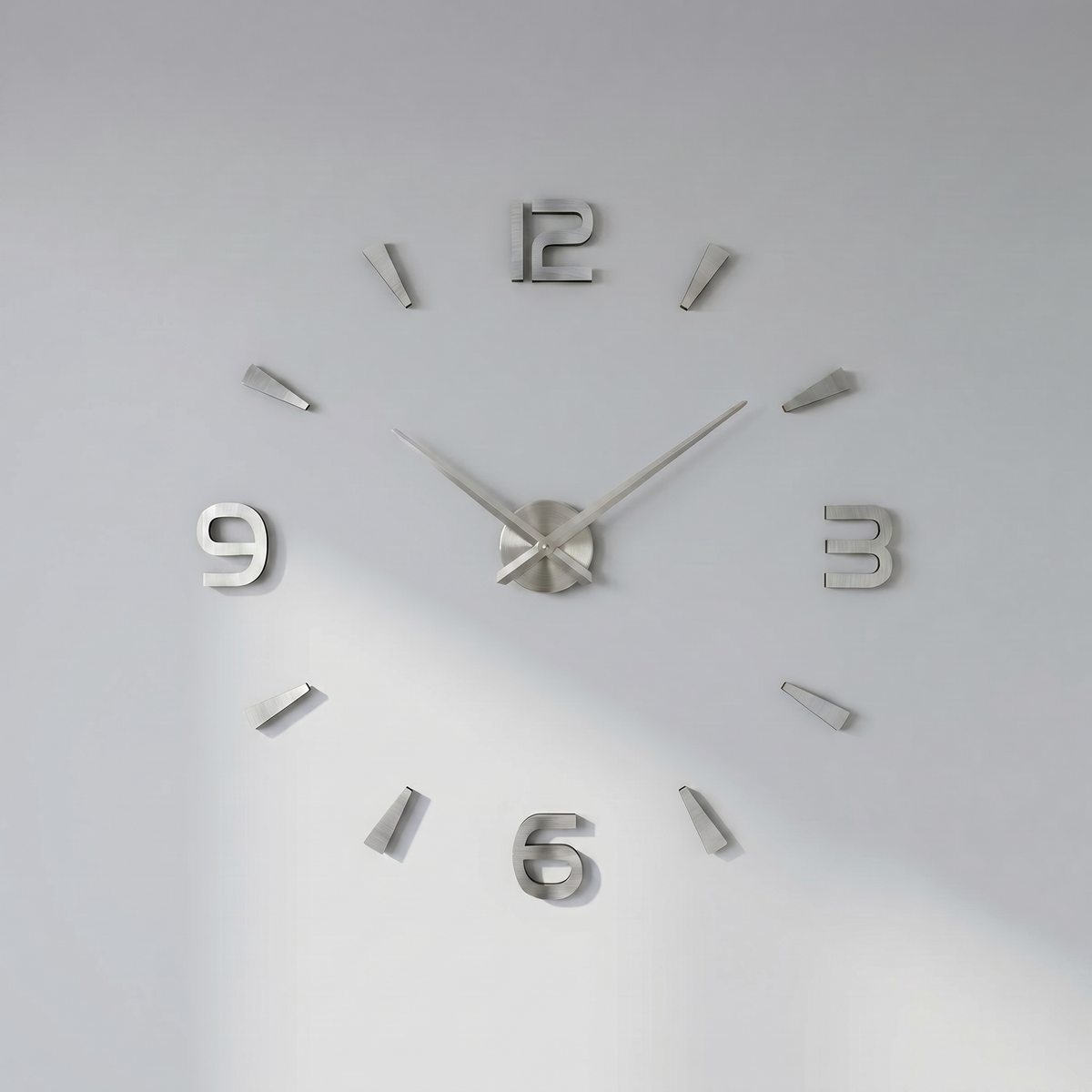 Frameless Statement Wall Clock – Frameless Statement Wall Clock – Silver