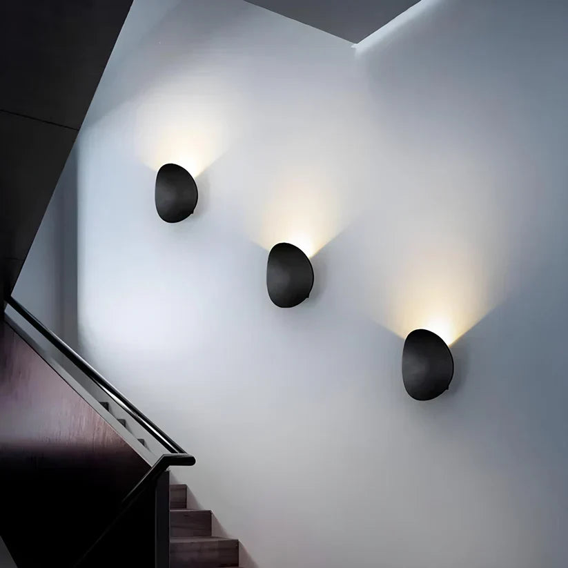 Metal Disk-Shaped Wall Lamp – product view
