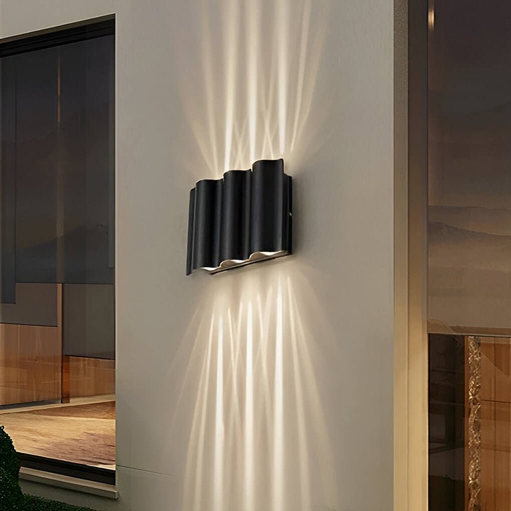 Wavy Balcony Wall Sconce – product view
